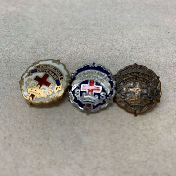 3 Vintage Cross And Crown Evangelical Covenant Lapel Hat Pins - Picture 3 of 8